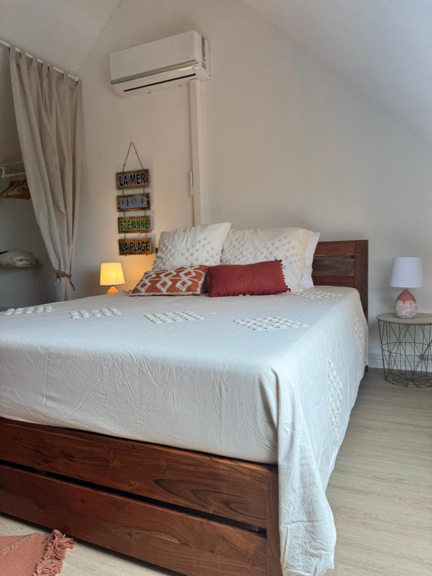 Bleu Horizon Apartment เลอโกซิเยร์ ภายนอก รูปภาพ