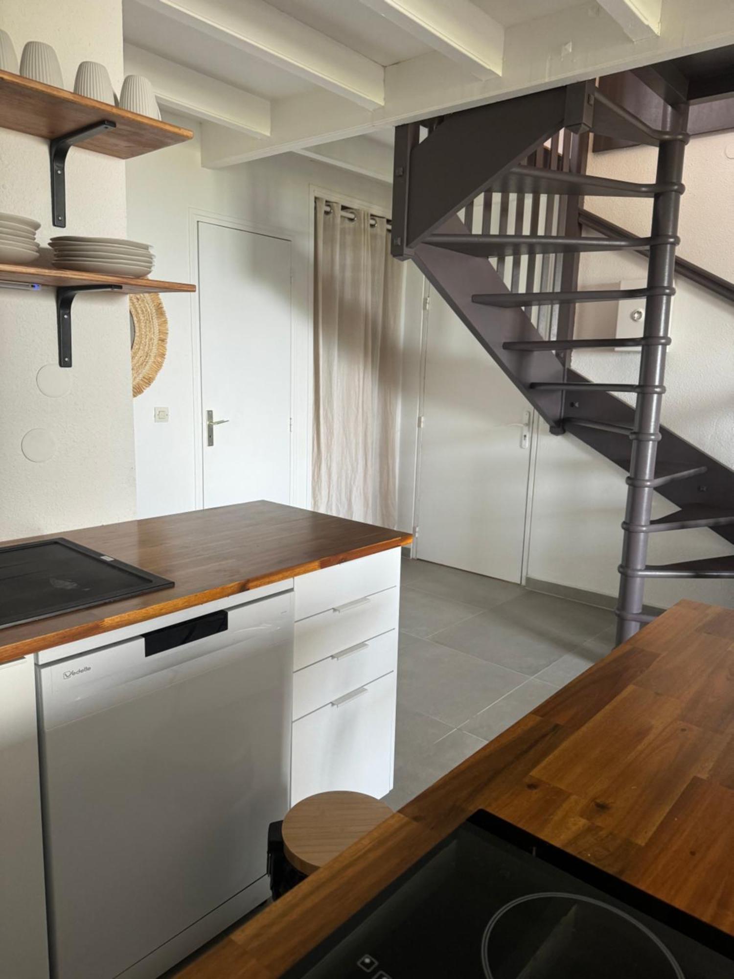 Bleu Horizon Apartment เลอโกซิเยร์ ภายนอก รูปภาพ